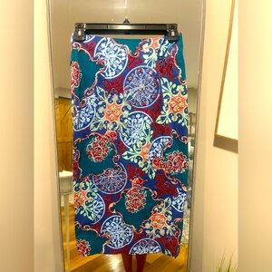 Dolce Apparel Multi-color Floral Embellished Skirt Size PP
